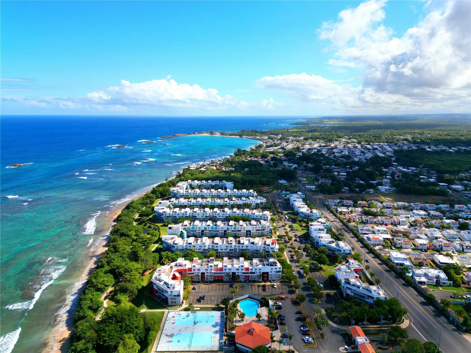 COND. CHALETS DE LA PLAYA - Residential