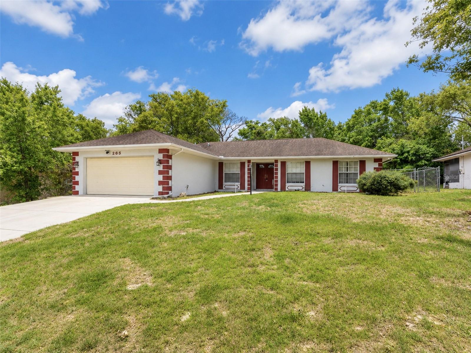 SPRING HILL UNIT 4 BLK 176 LOT 20 - Residential