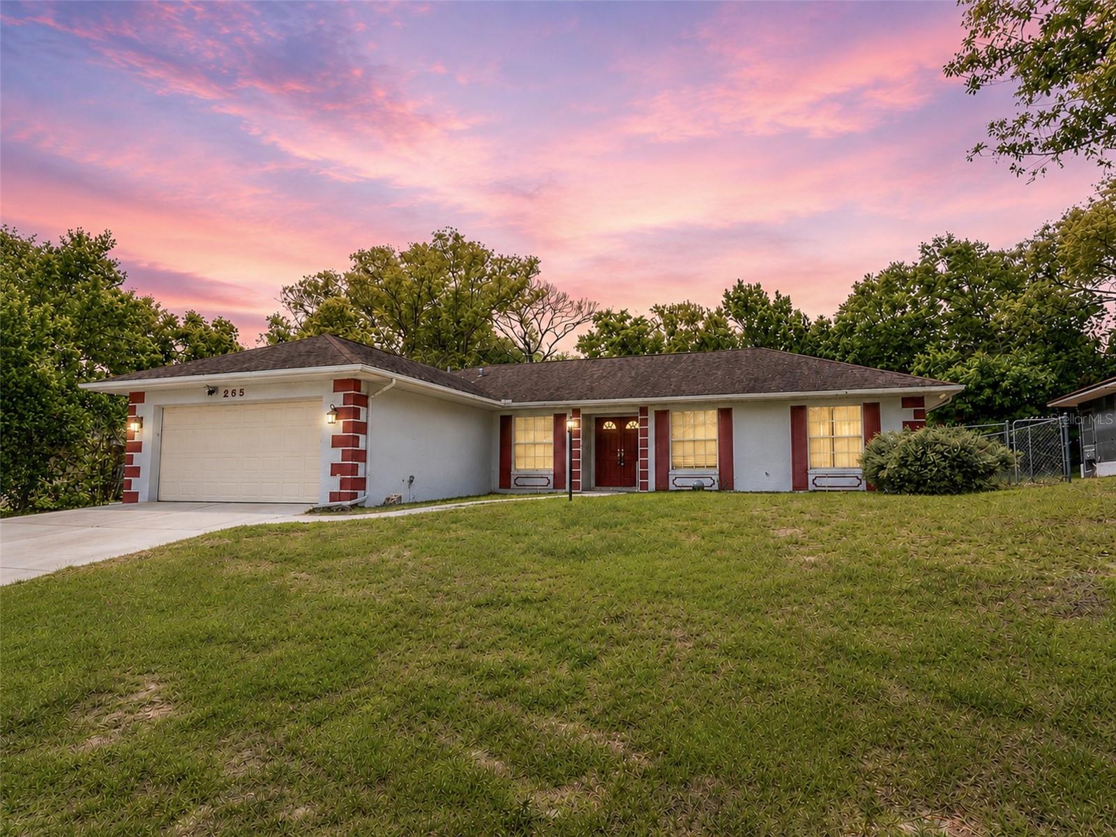 SPRING HILL UNIT 4 BLK 176 LOT 20 - Residential
