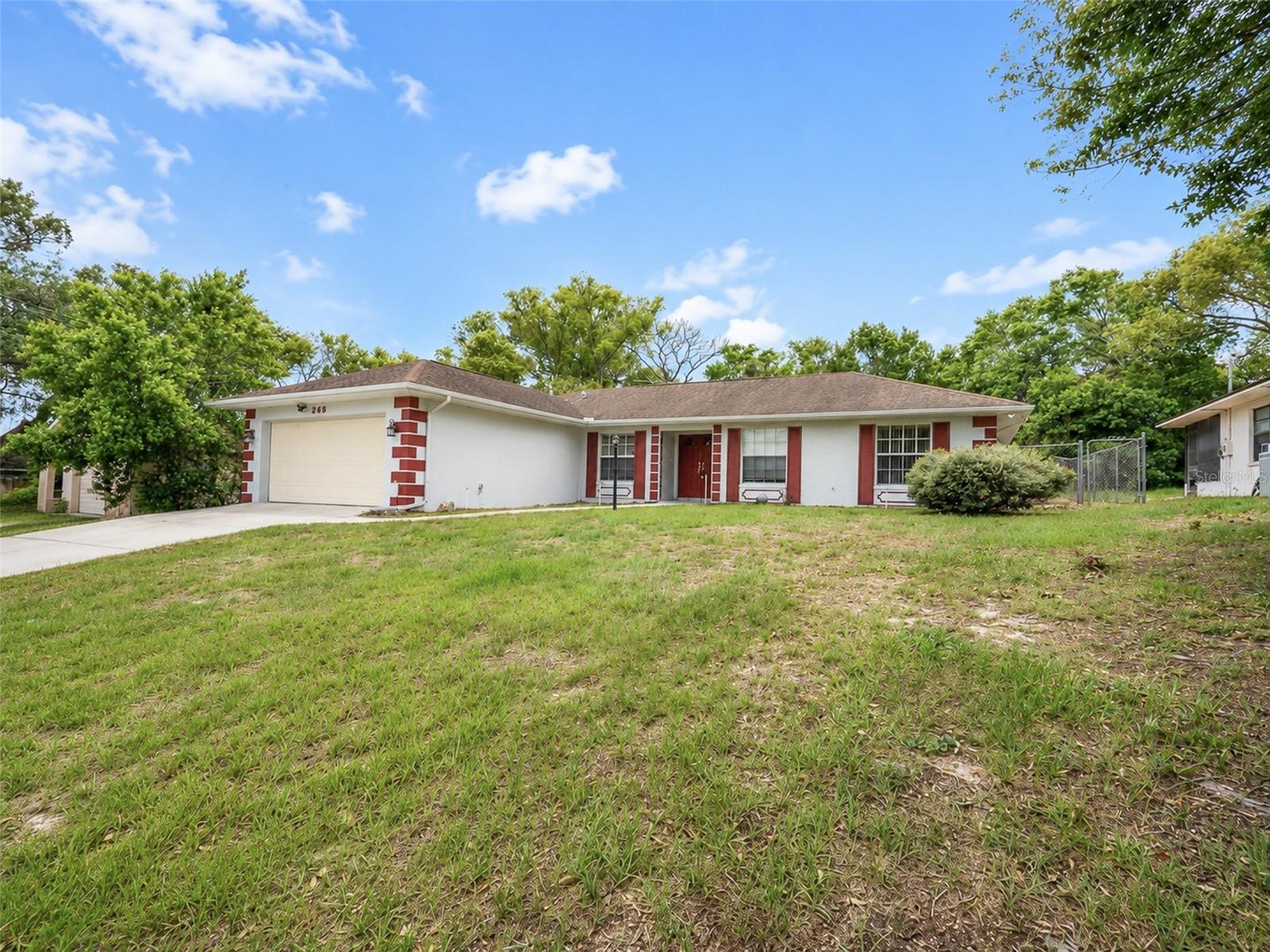 SPRING HILL UNIT 4 BLK 176 LOT 20 - Residential