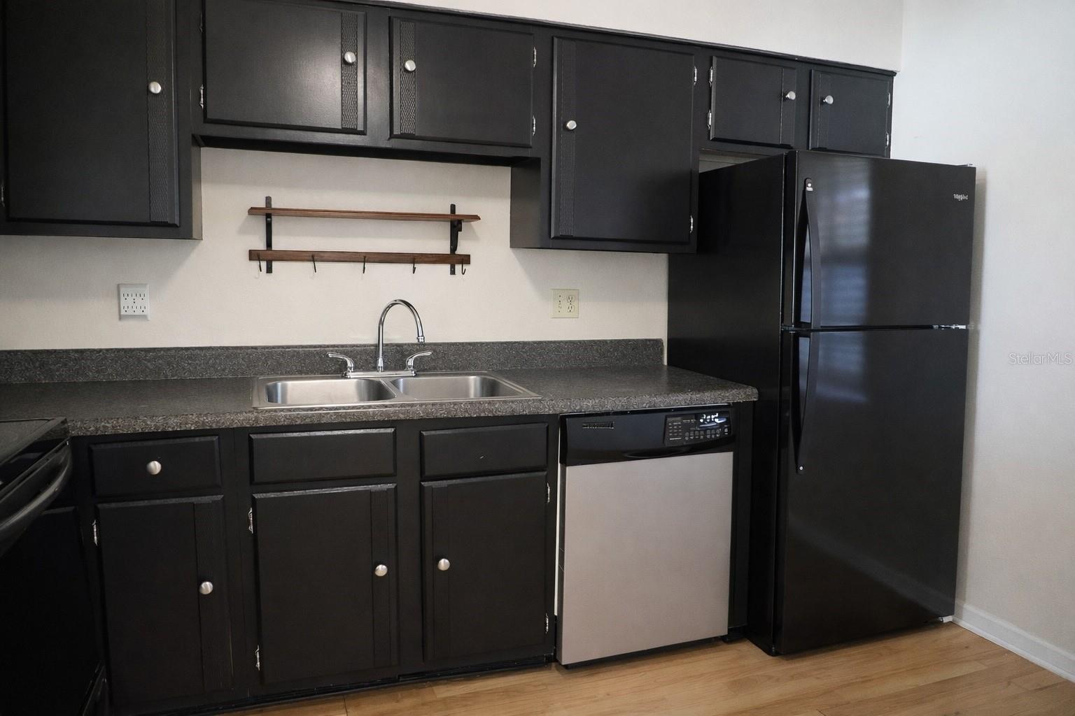 LAKE WALES VILLAGE CONDO - Residential