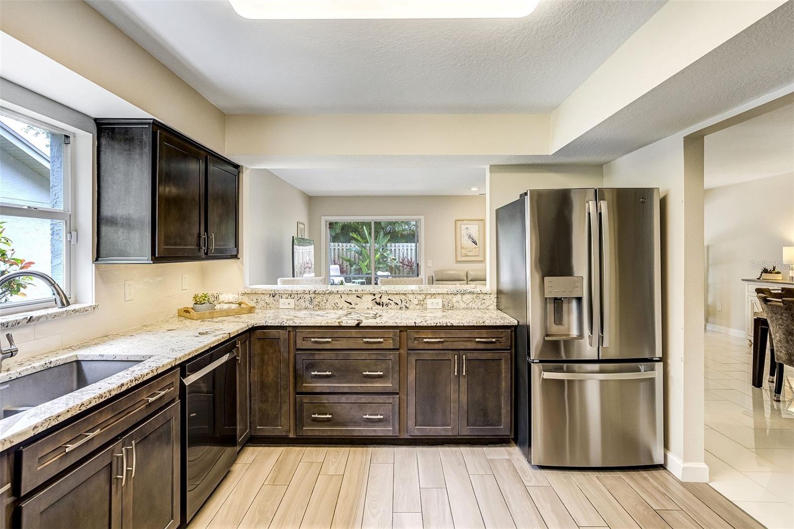 BROOKFIELD - Residential