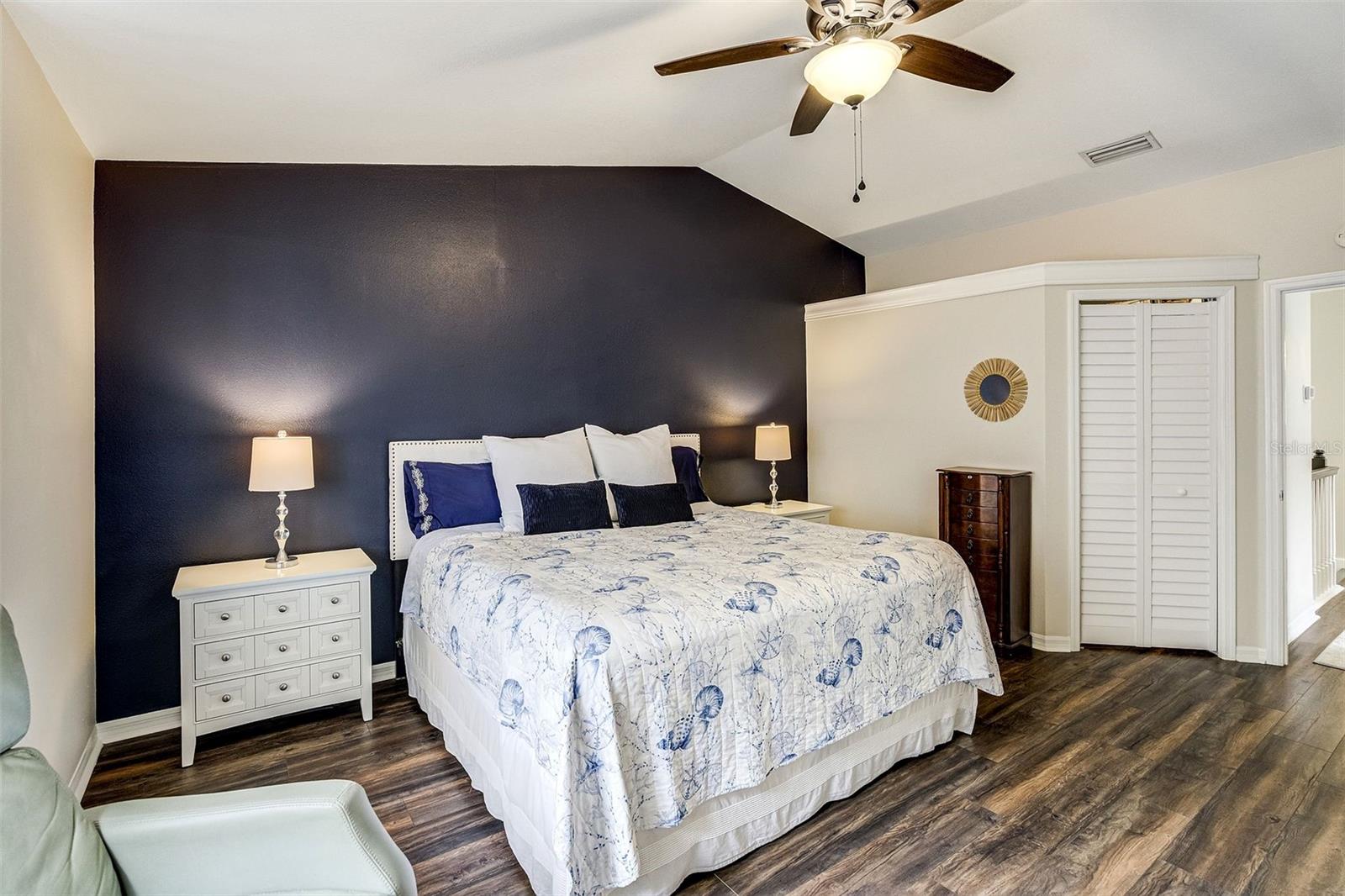 BROOKFIELD - Residential