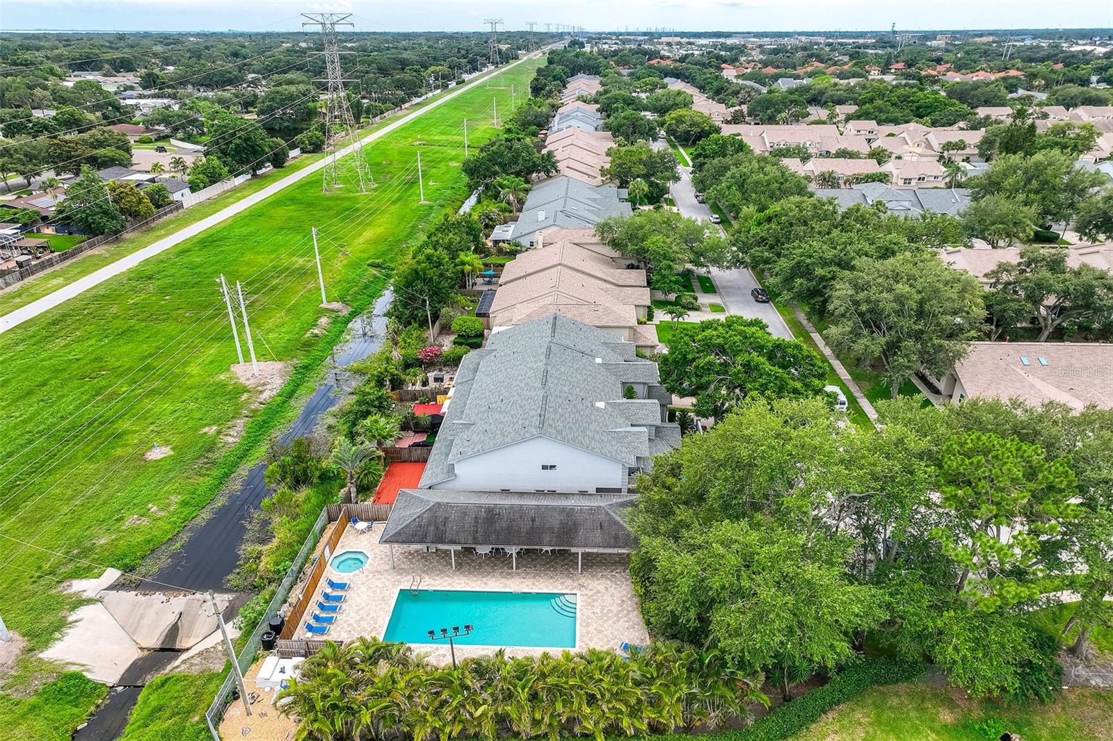 BROOKFIELD - Residential