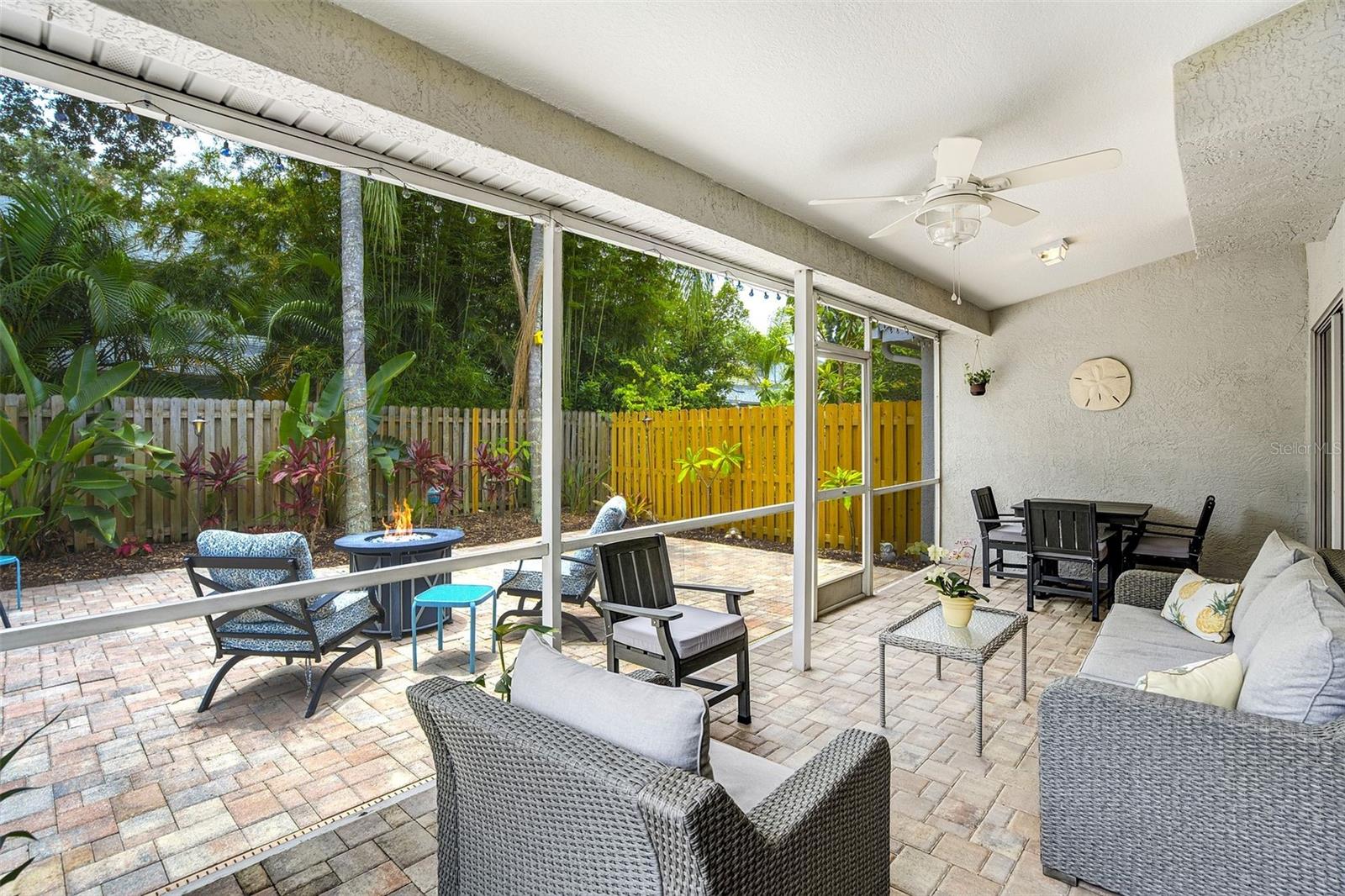BROOKFIELD - Residential
