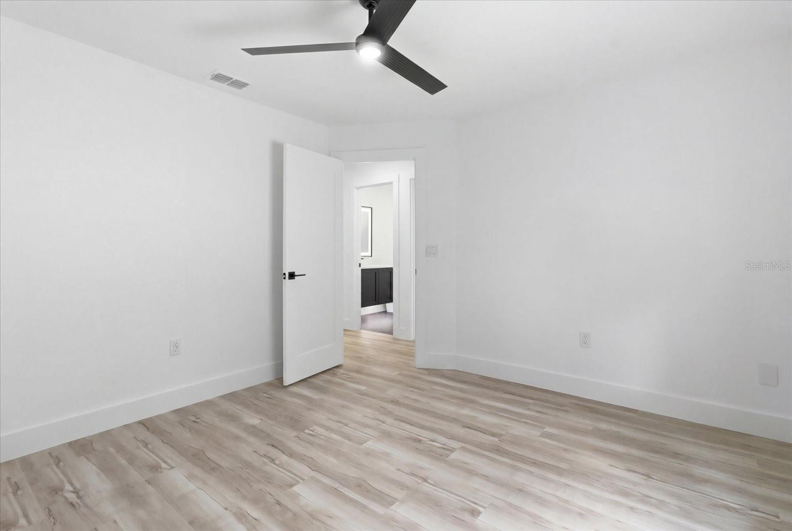 PINE RIDGE UNIT 02 - Residential