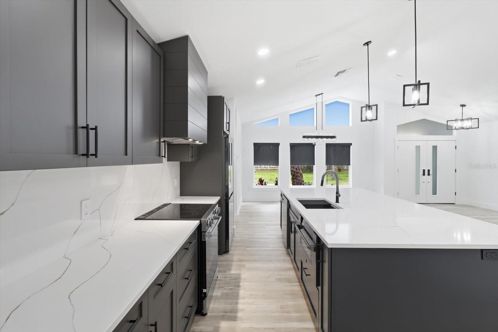 PINE RIDGE UNIT 02 - Residential