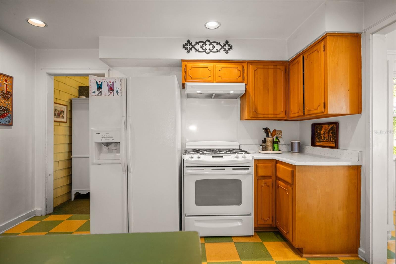 JONES GEO L SUB - Residential