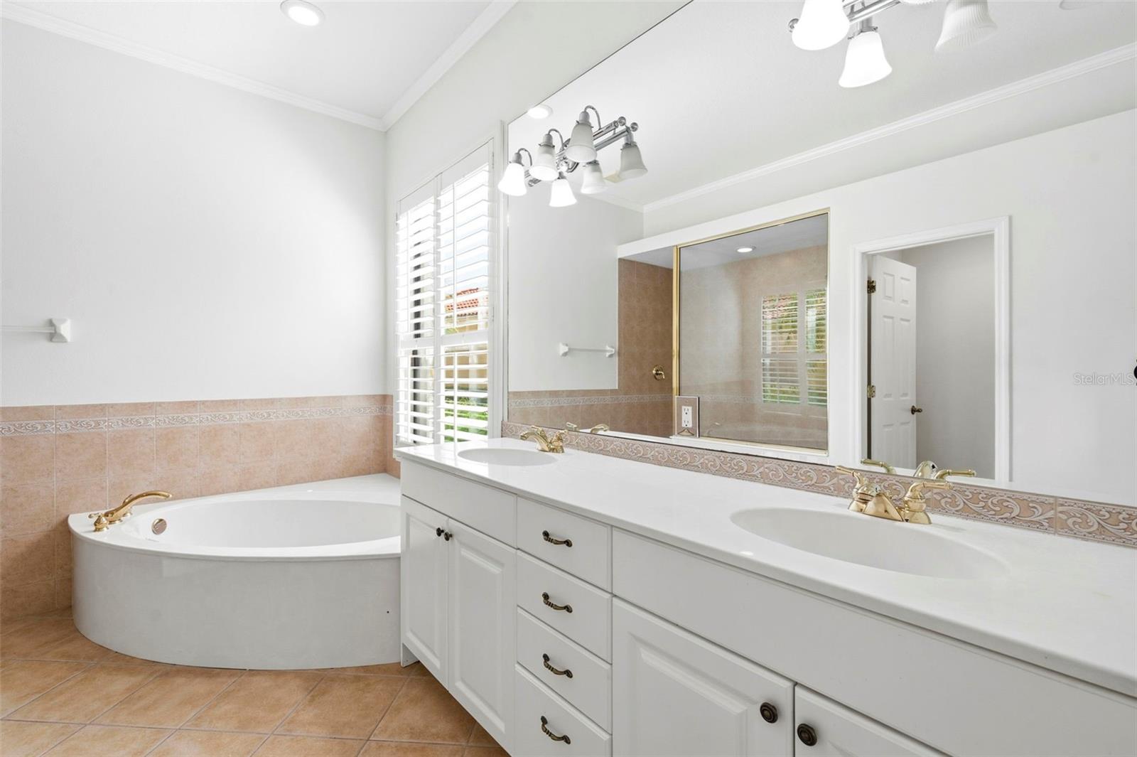 LAKEWOOD RANCH COUNTRY CLUB VILLAGE R&S - Residential