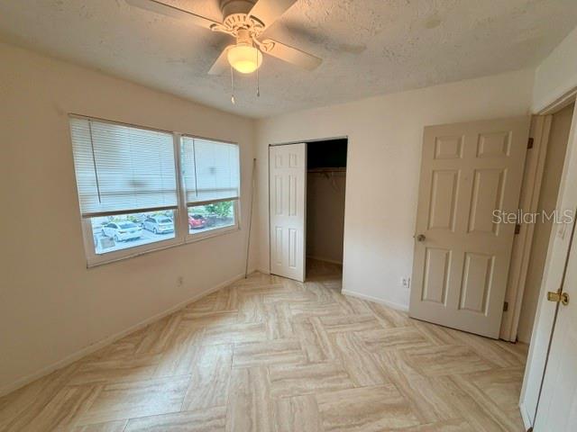 FAIRWAY OAKS - Residential