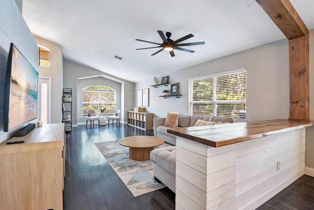 REGAL PARK - Residential