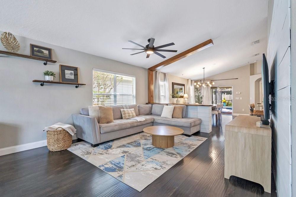 REGAL PARK - Residential