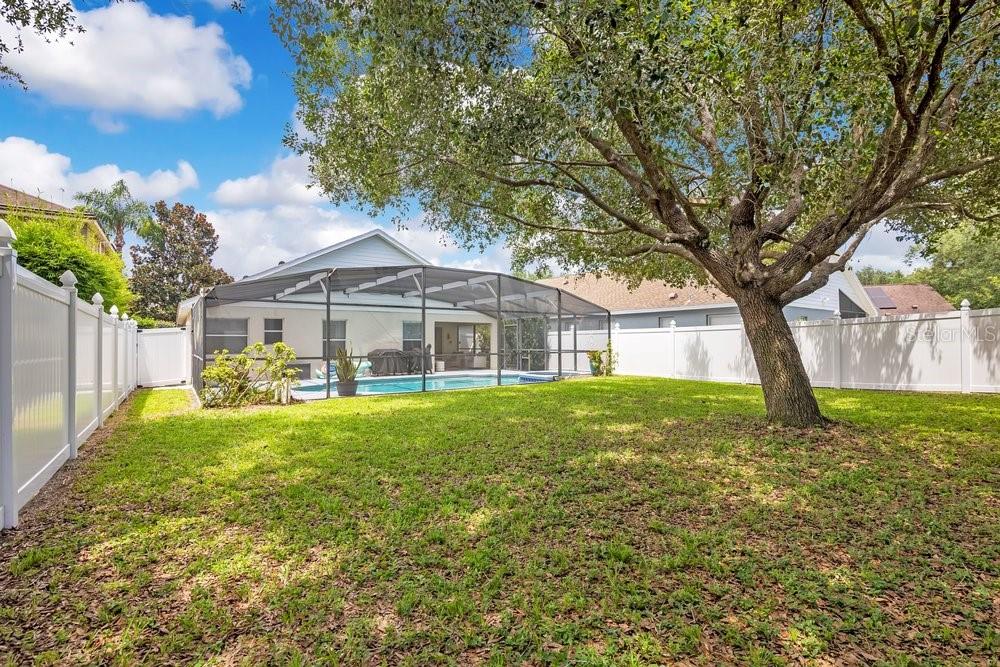REGAL PARK - Residential