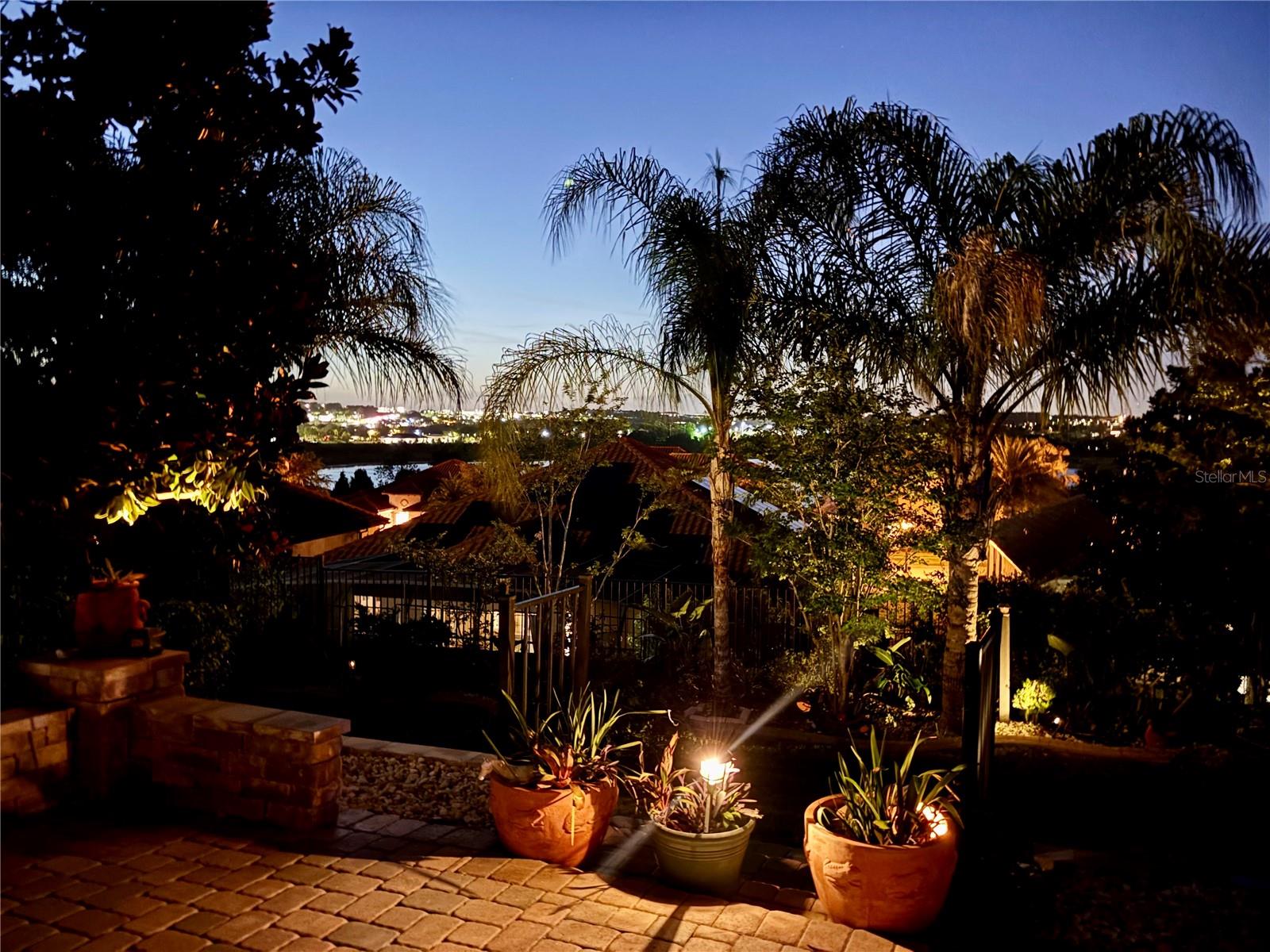 BELLA LAGO - Residential