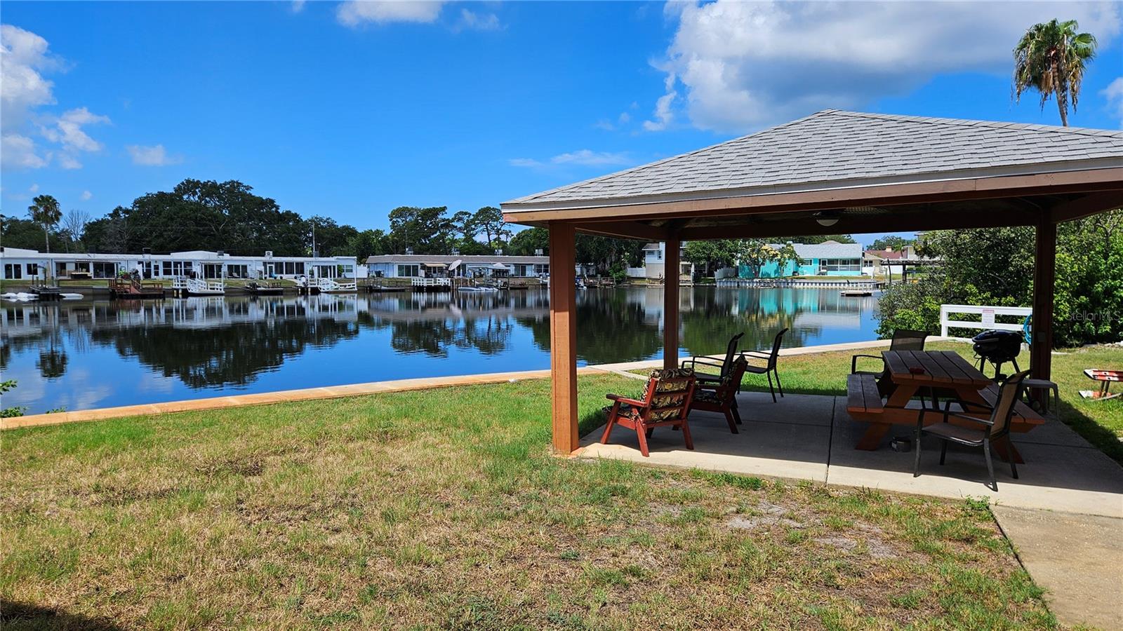 COVE SPGS CONDO - Residential