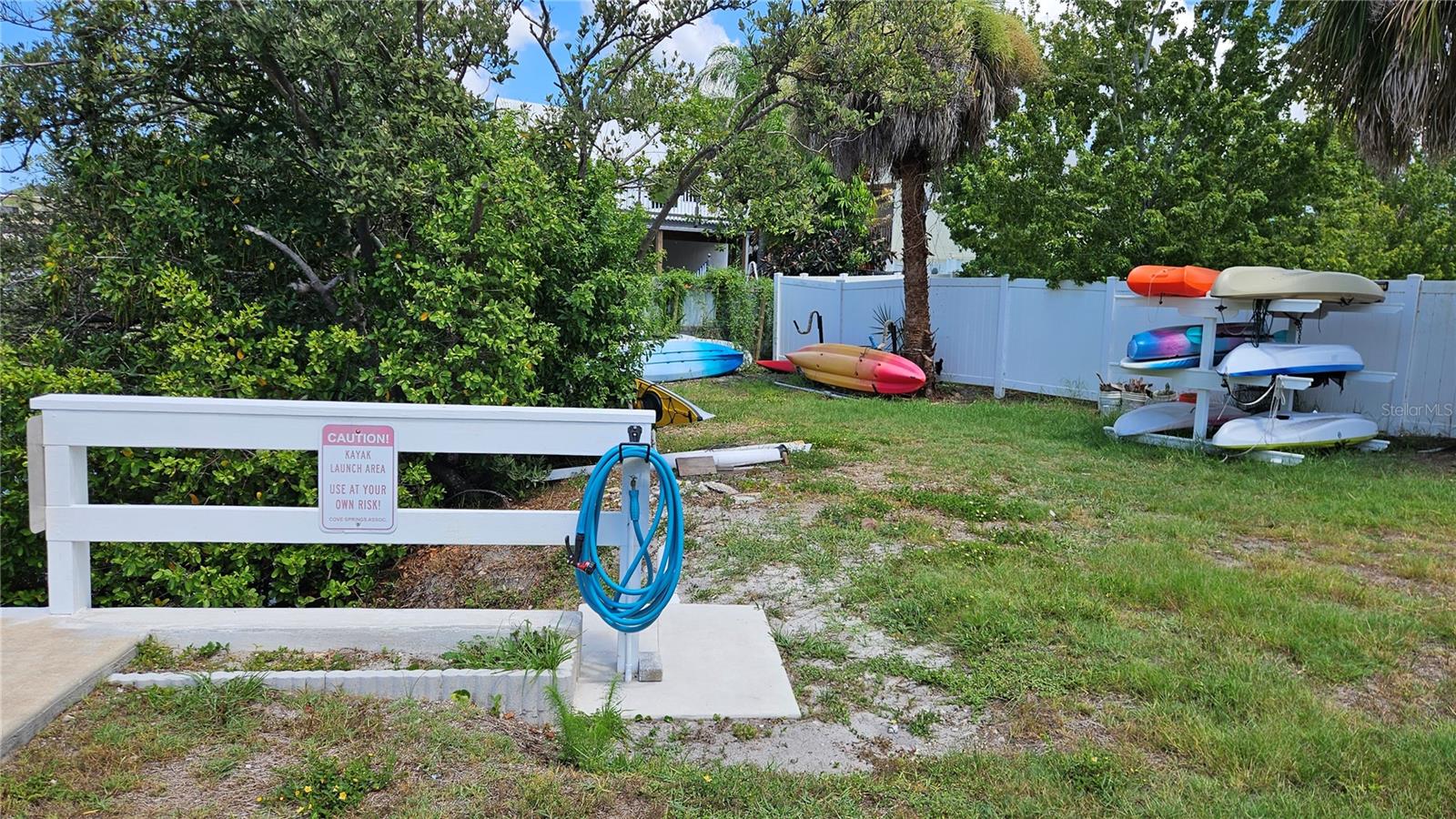 COVE SPGS CONDO - Residential