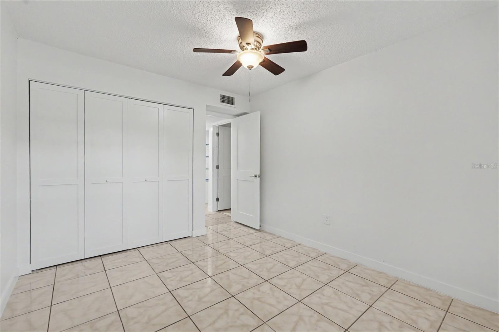 COVE SPGS CONDO - Residential