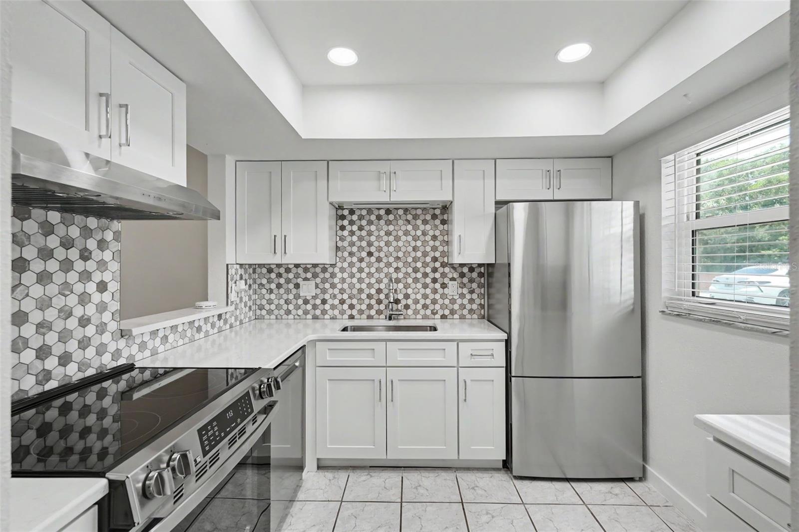 COVE SPGS CONDO - Residential