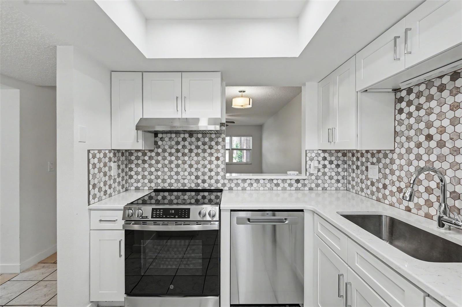 COVE SPGS CONDO - Residential