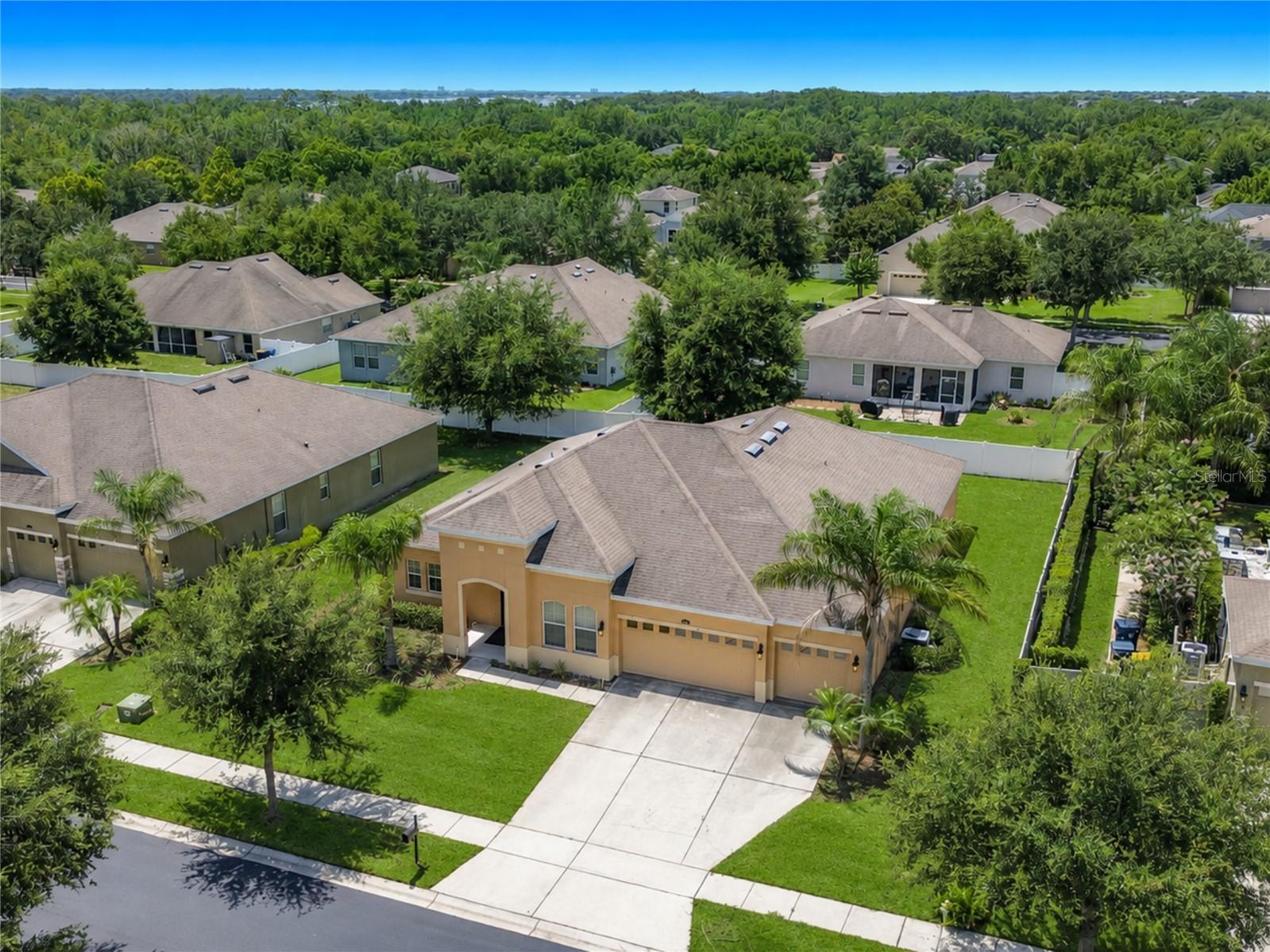 ESTATES AUBURNDALE PH 02 - Residential
