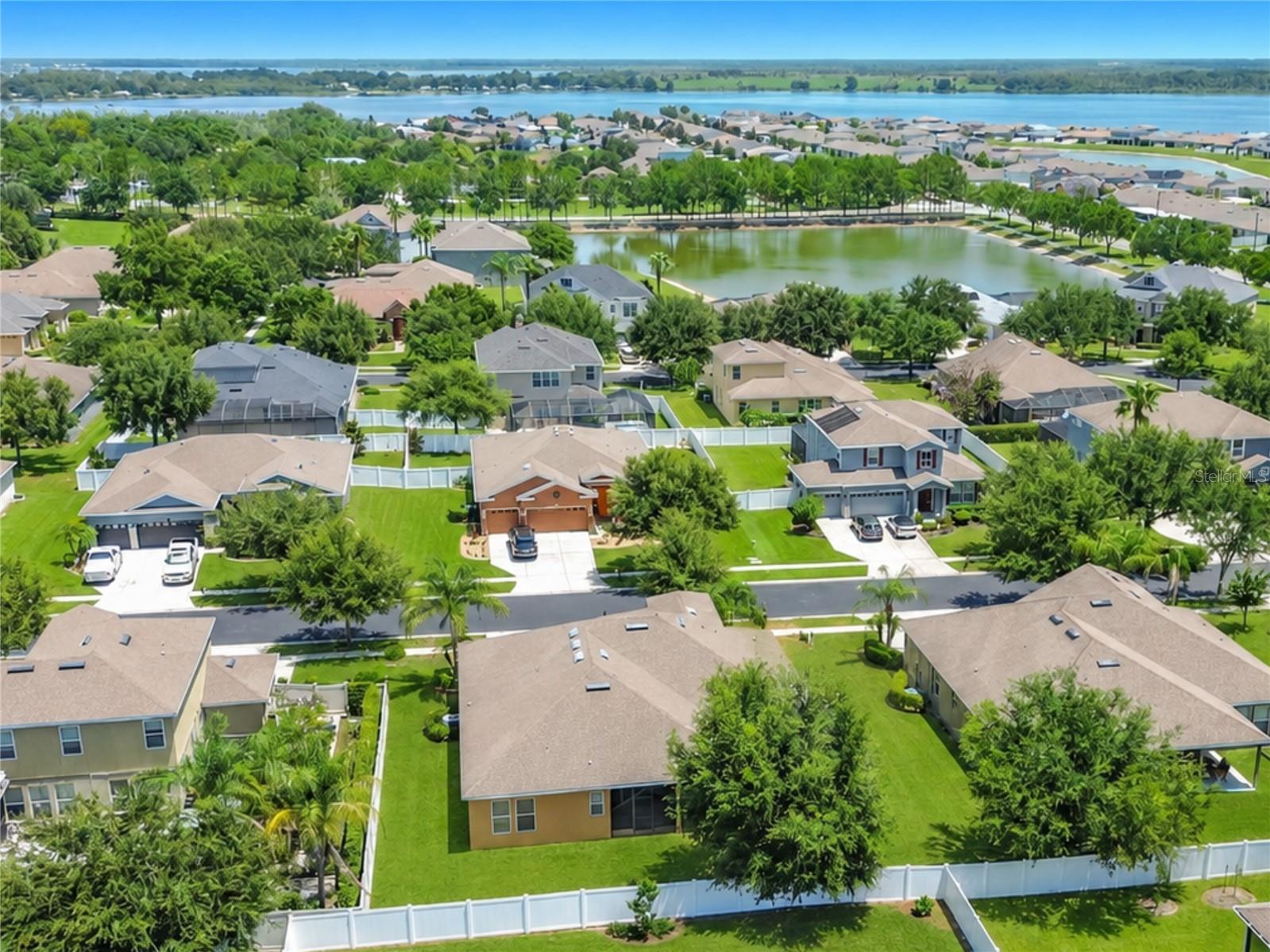 ESTATES AUBURNDALE PH 02 - Residential