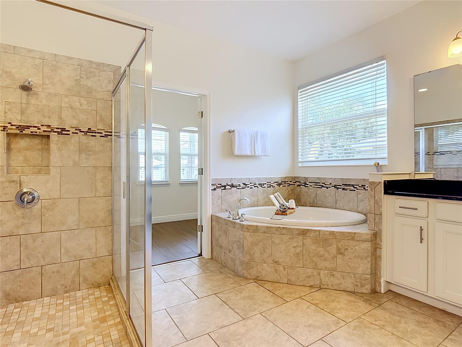 ESTATES AUBURNDALE PH 02 - Residential