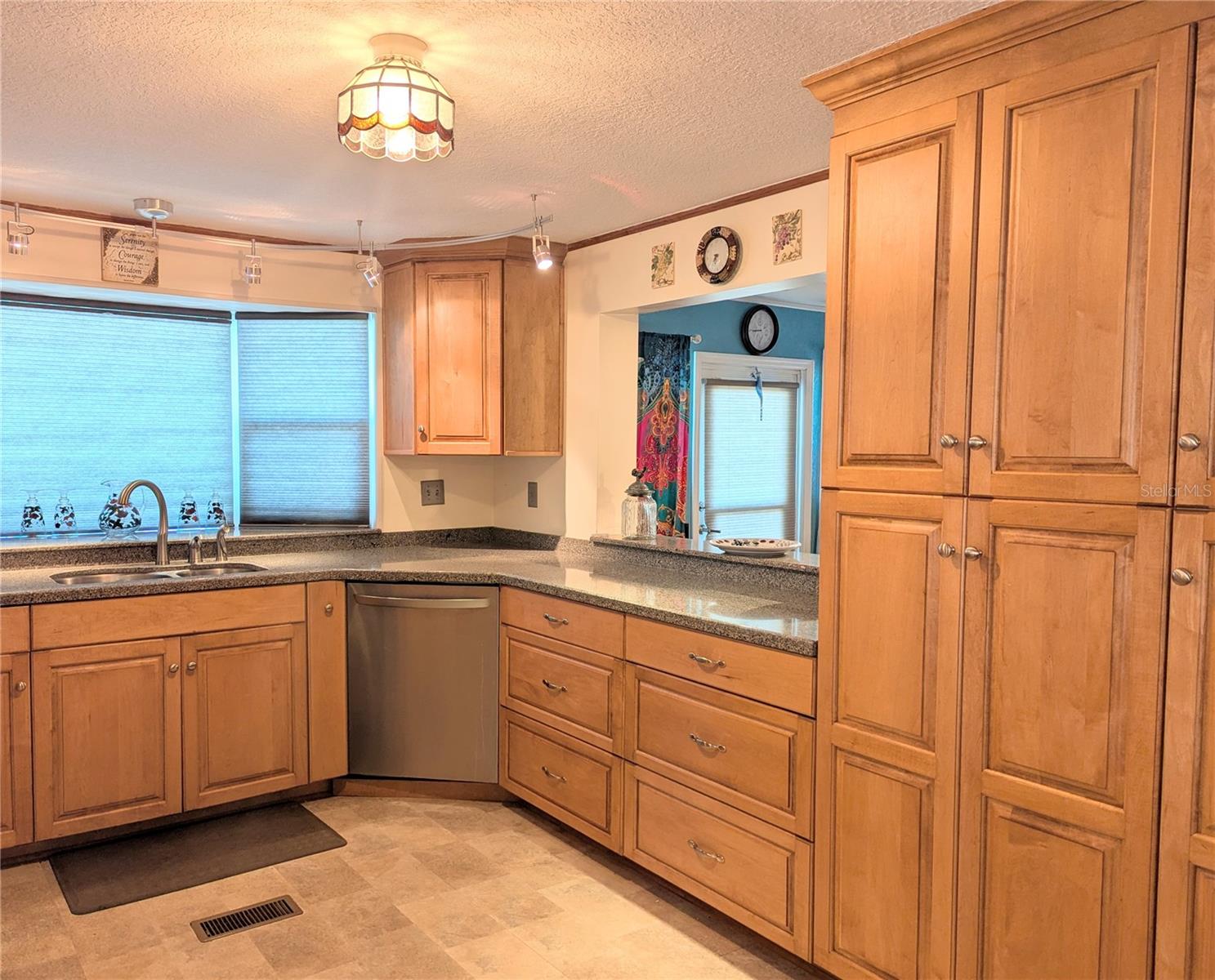 LAKELAND HILLS ESTATES - Residential