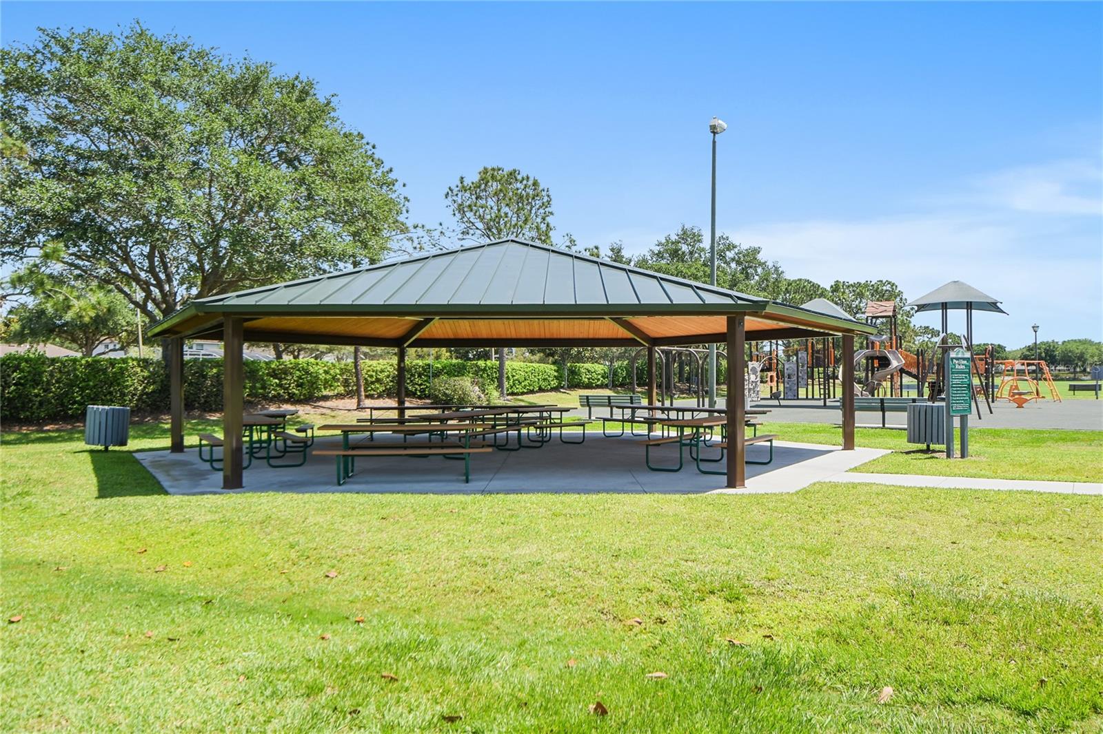 HUNTERS CREEK TR 335 PH 02 - Residential