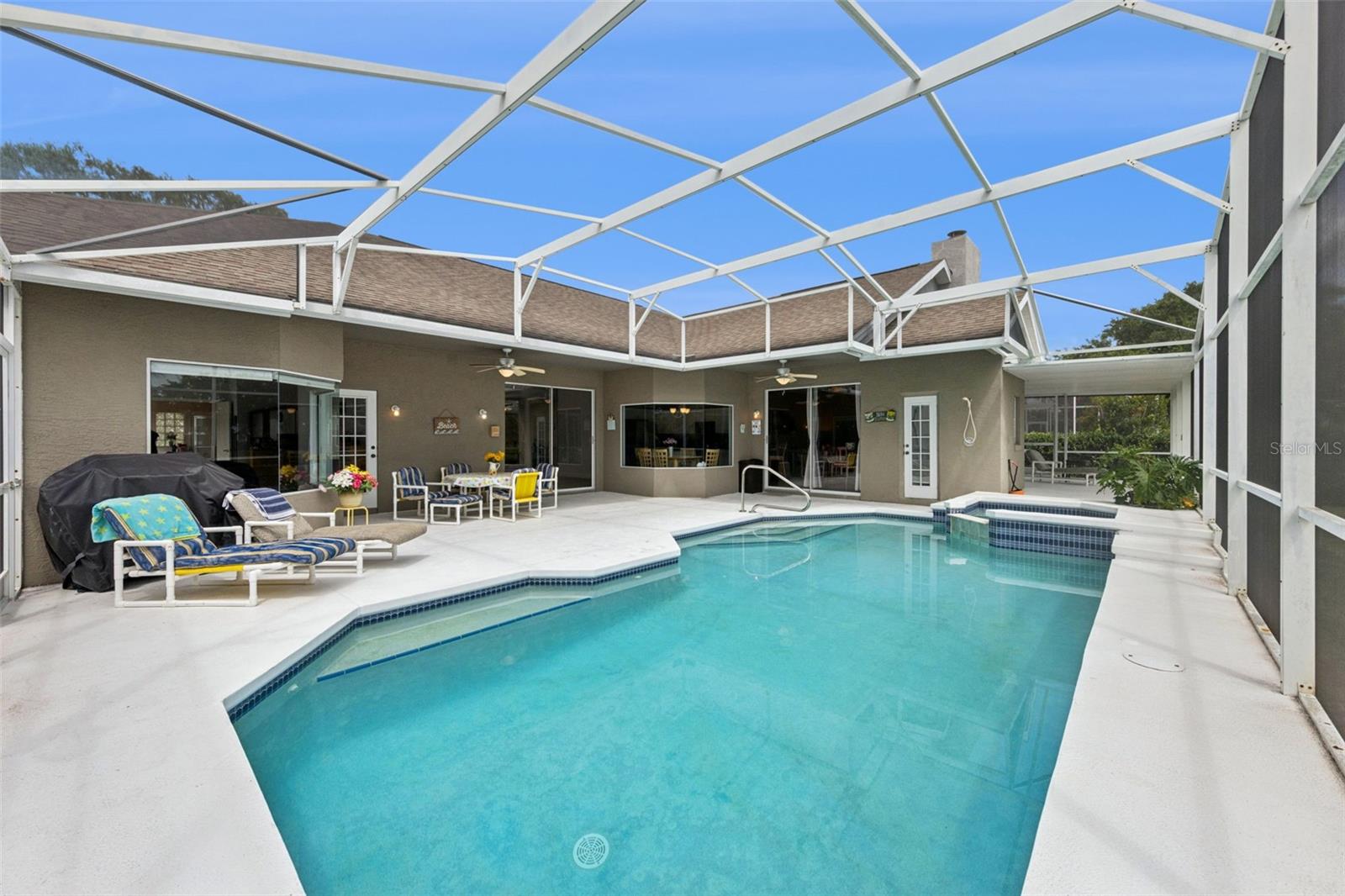 HUNTERS CREEK TR 335 PH 02 - Residential