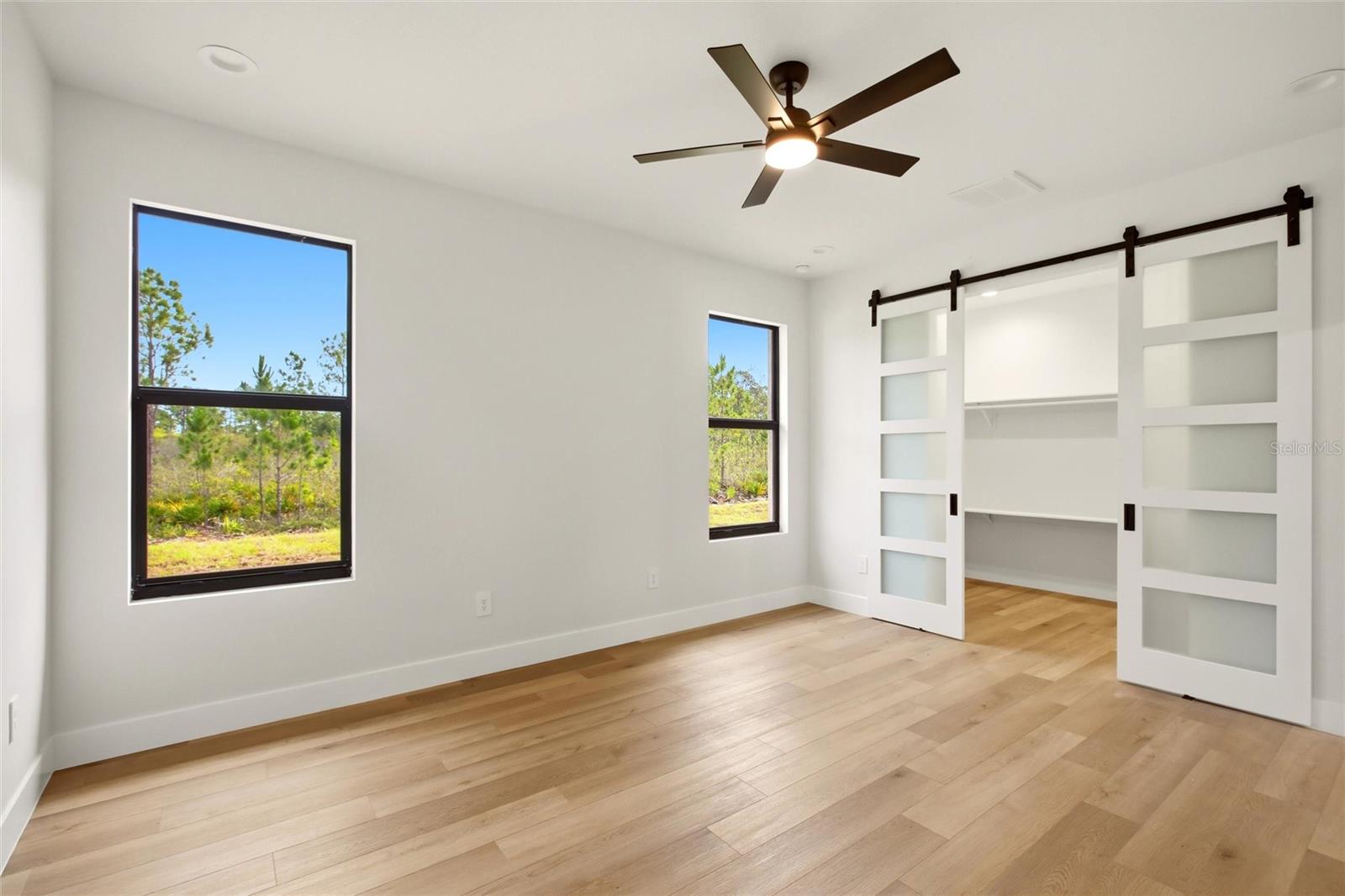 SUN N LAKE - Residential