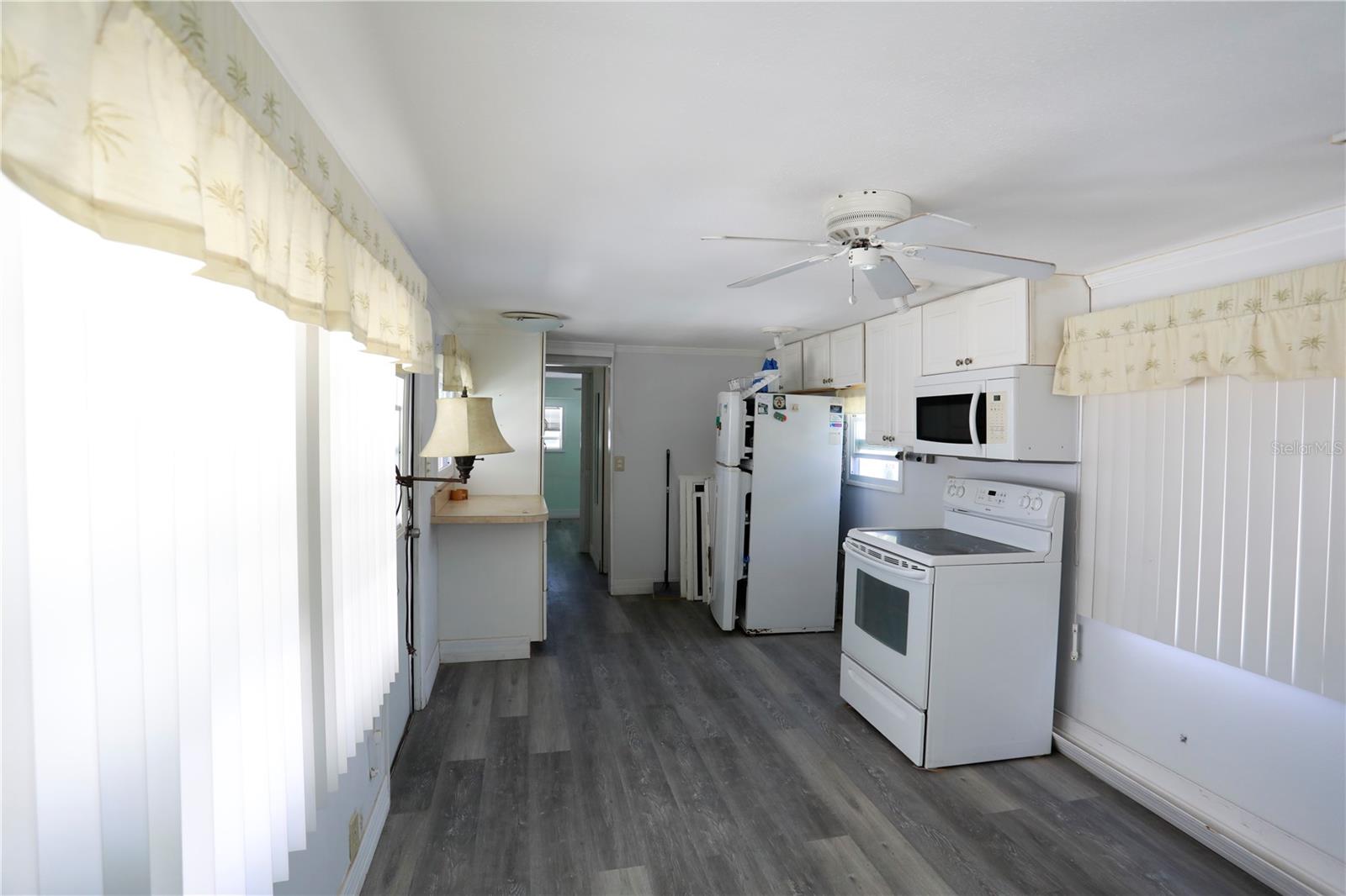 GULF BAY COOP - Residential