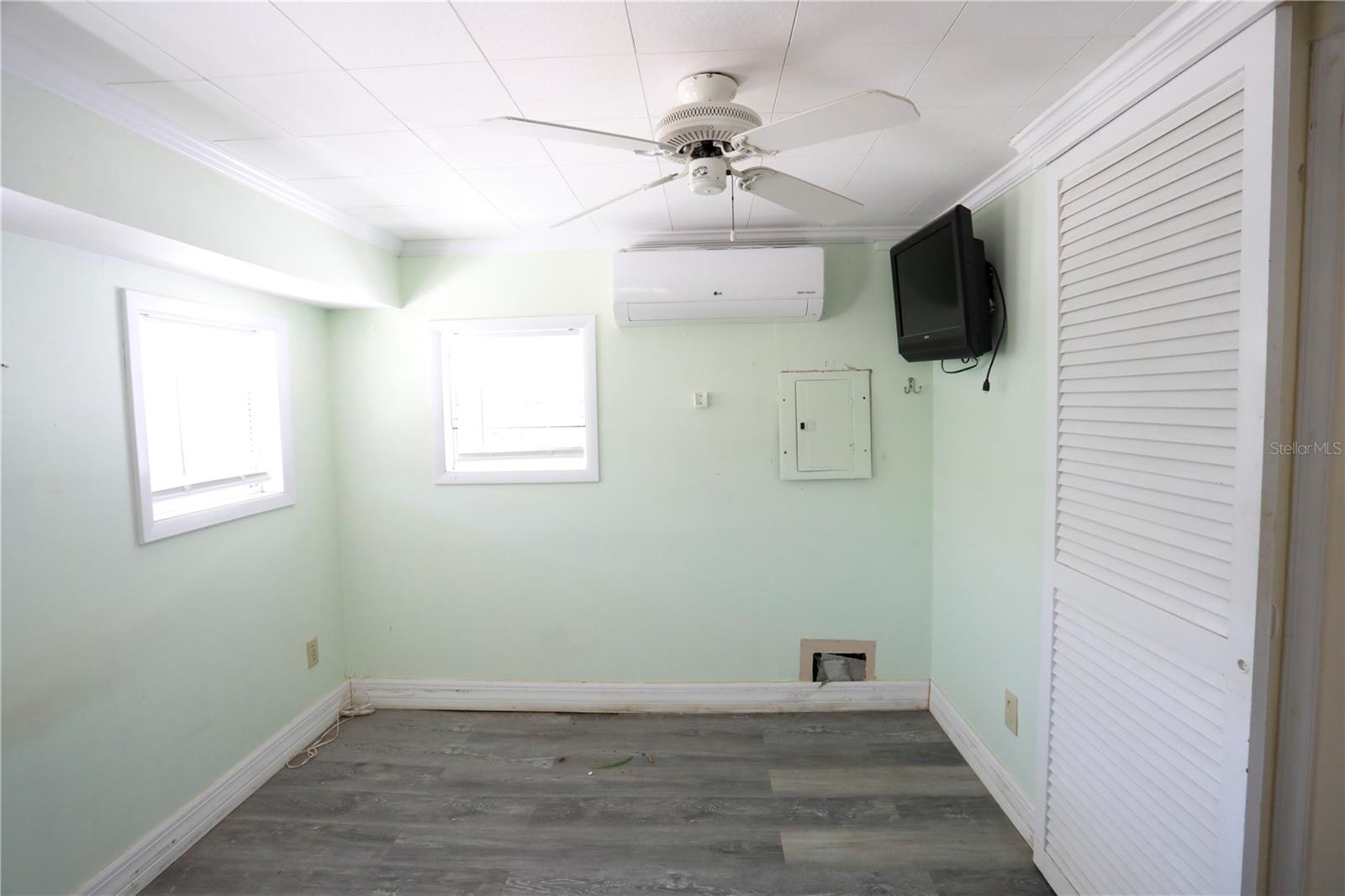 GULF BAY COOP - Residential