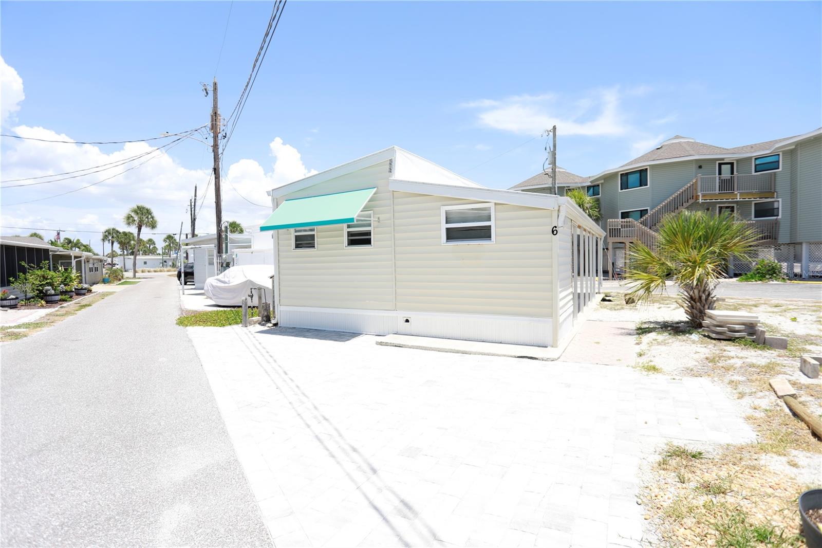 GULF BAY COOP - Residential