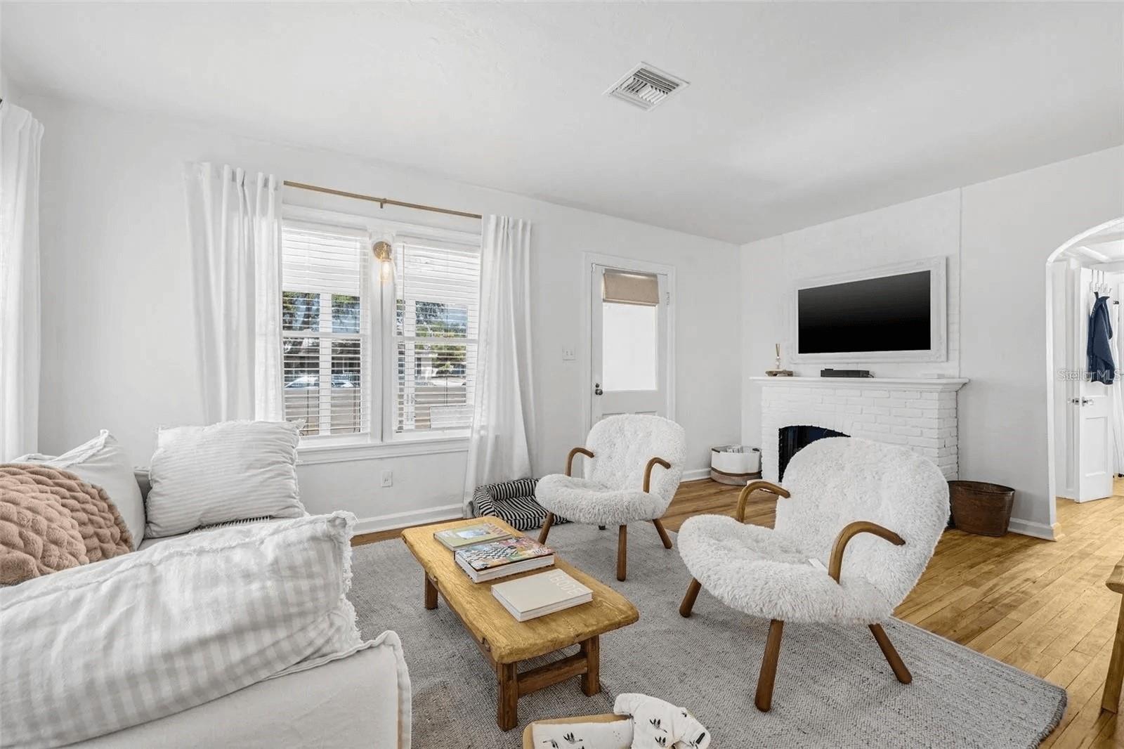 KELLHURST REP - Residential