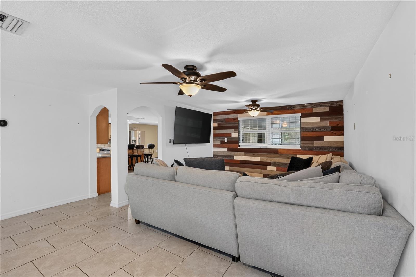 HOLIDAY LAKE ESTATES - Residential