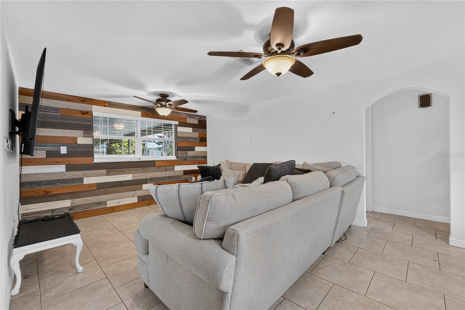 HOLIDAY LAKE ESTATES - Residential