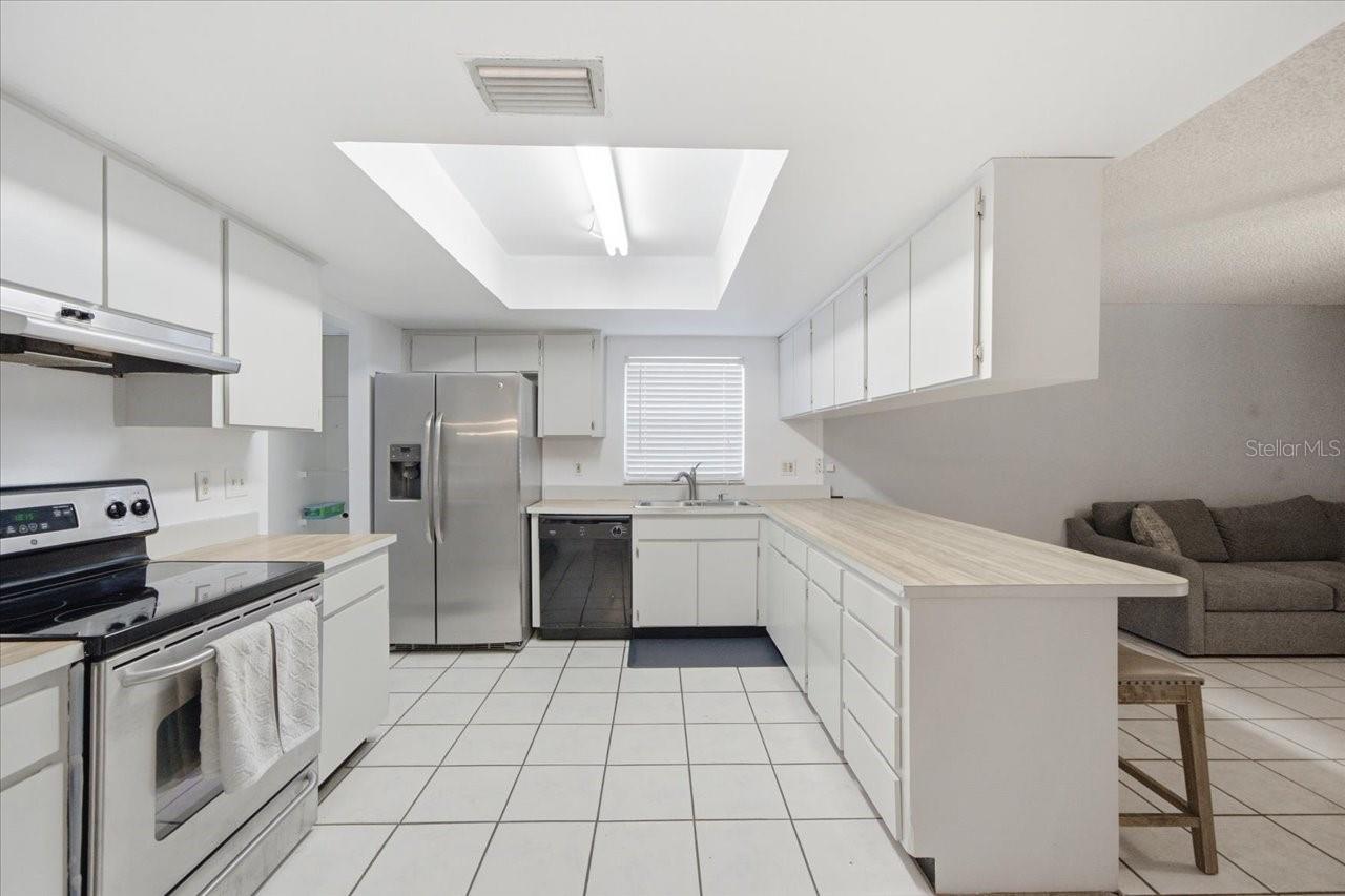 NORTHDALE SEC F UNIT 2 - Residential