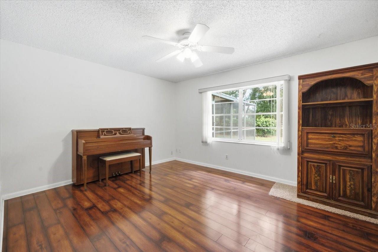 NORTHDALE SEC F UNIT 2 - Residential