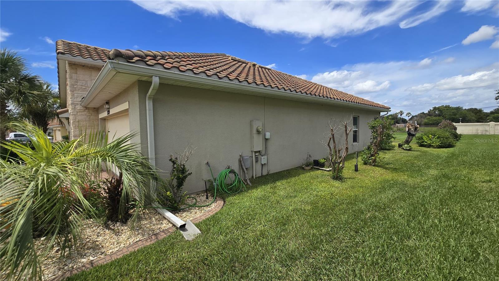 ISLES BELLALAGO - Residential Lease