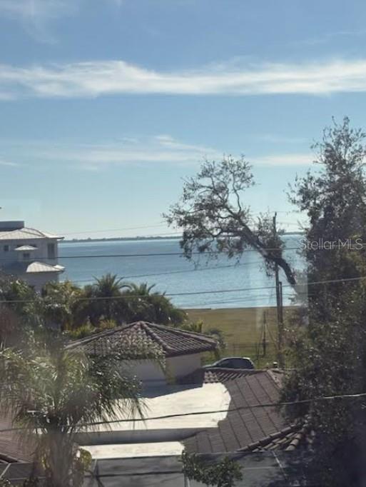 DAVIS ISLANDS REP OF PT O - Residential