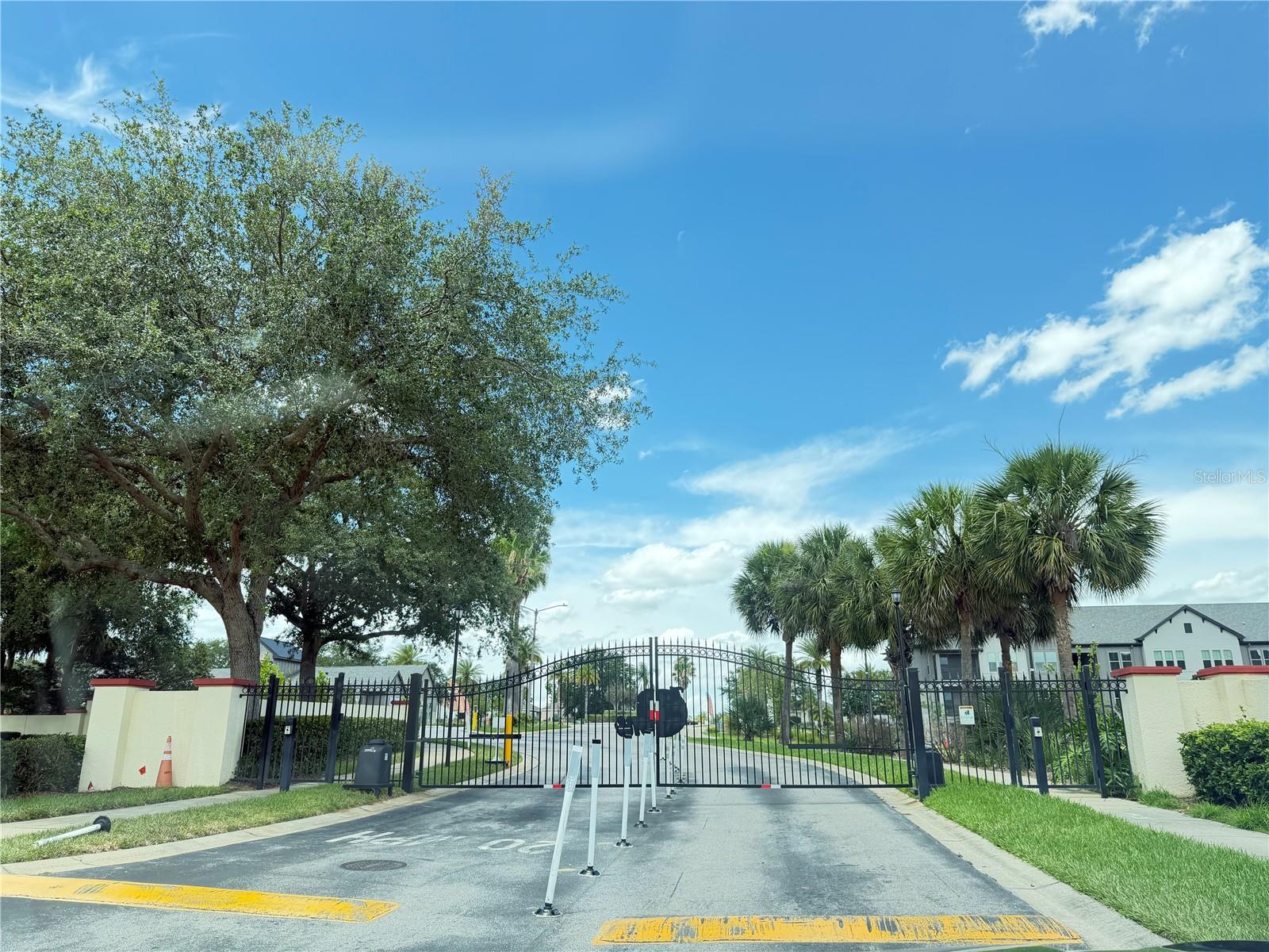 TOWNS/LEGACY PARK - Residential Lease