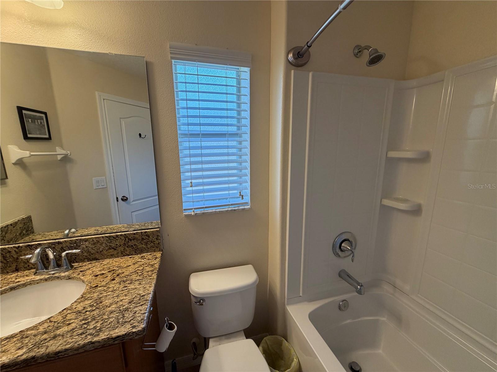 TOWNS/LEGACY PARK - Residential Lease