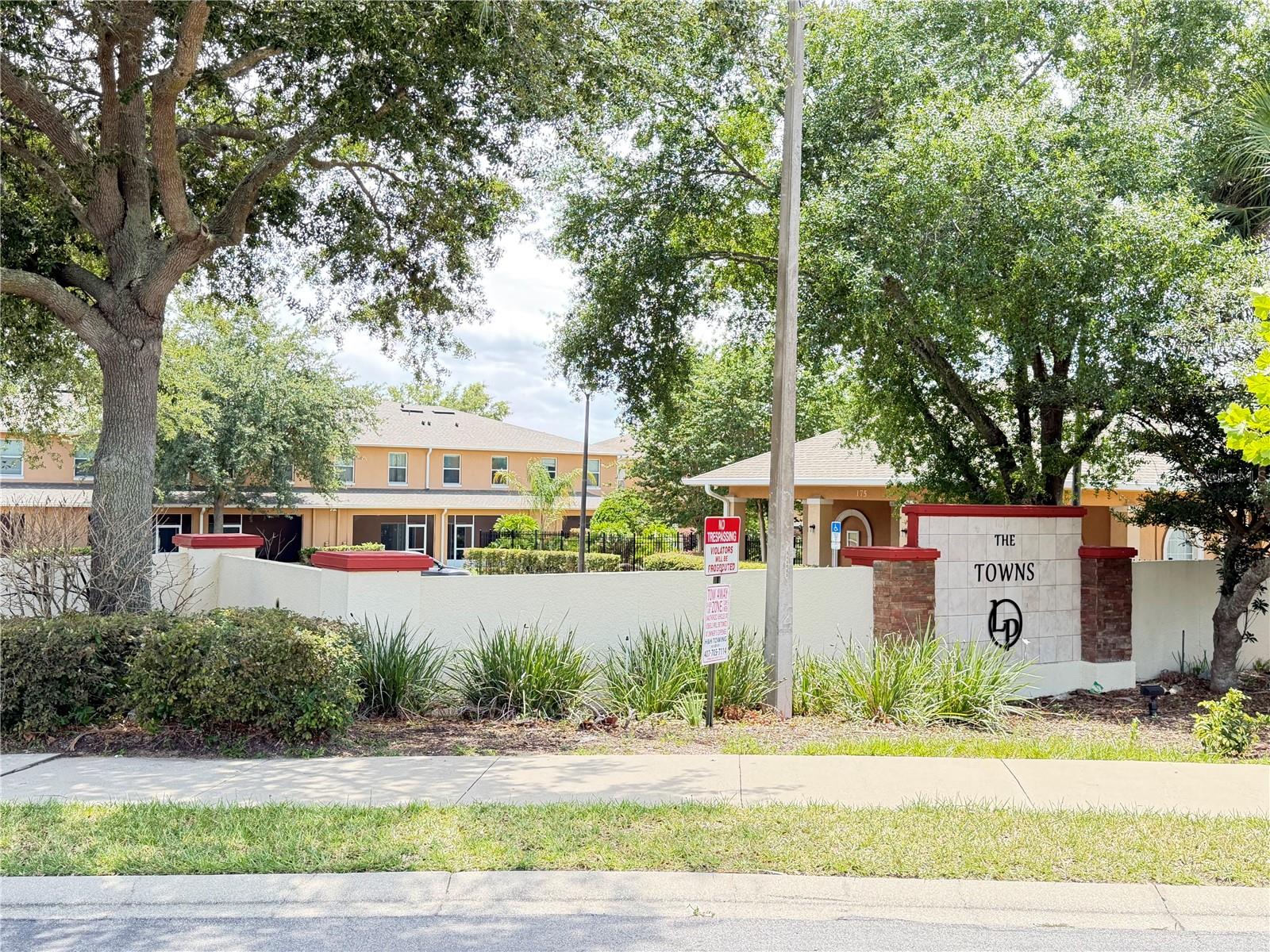 TOWNS/LEGACY PARK - Residential Lease