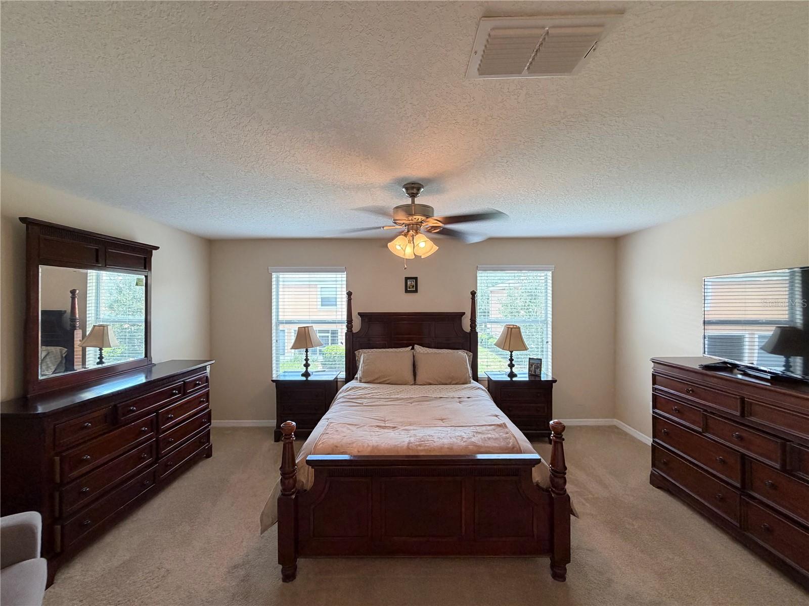 TOWNS/LEGACY PARK - Residential Lease