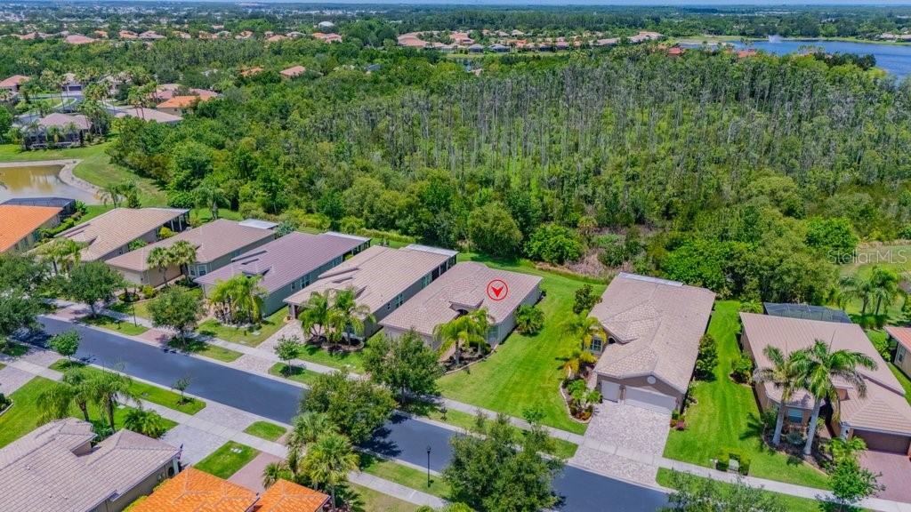 VALENCIA LAKES - Residential