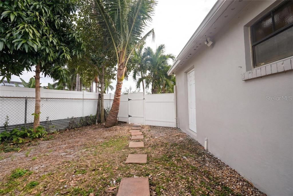 LOUIS ESTATES 2 - Residential