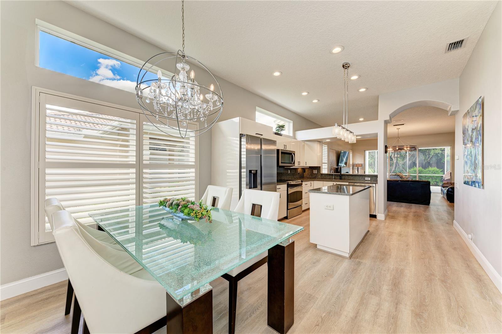 OAKBROOKE I AT RIVER CLUB NORTH - Residential