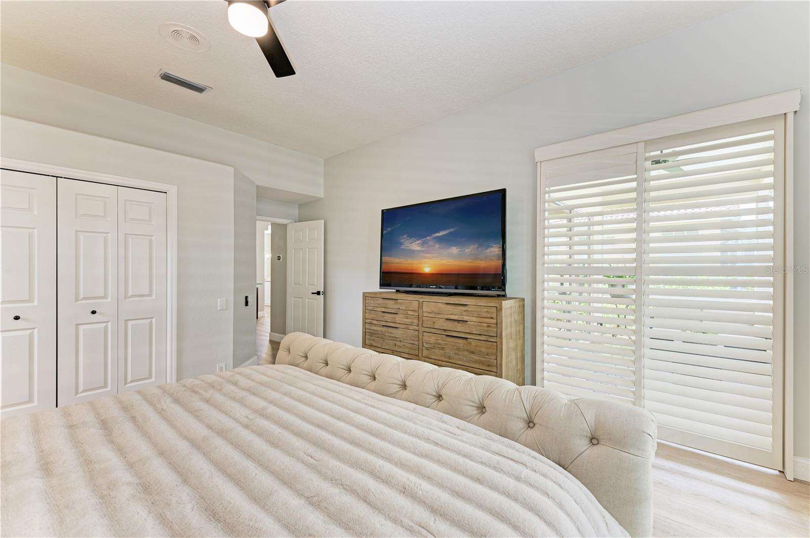 OAKBROOKE I AT RIVER CLUB NORTH - Residential