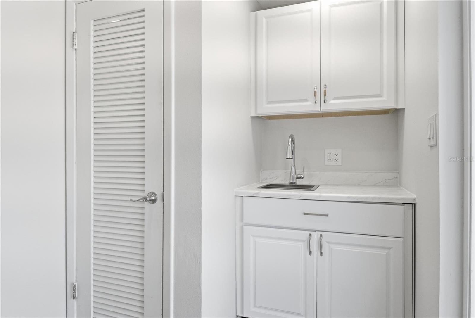 CREST RIDGE GARDENS - Residential