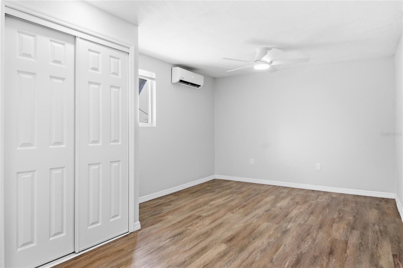 CREST RIDGE GARDENS - Residential